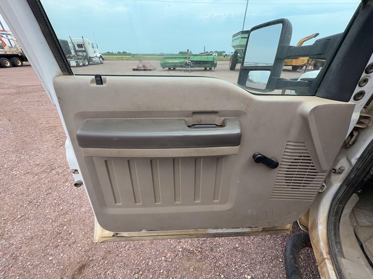 2008-ford-f-450-service-truck-image-44