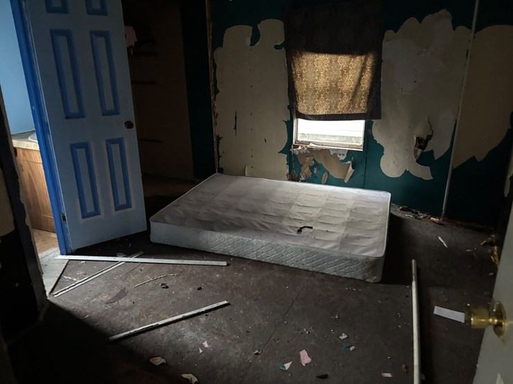 #304-•-mobile-home-image-17