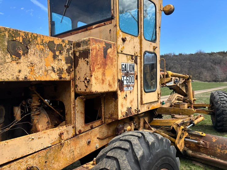 caterpillar-d3c-xl-image-12