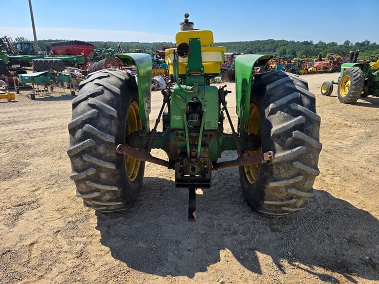 john-deere-4020-image-4