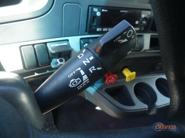 2022-kenworth-t680-image-19