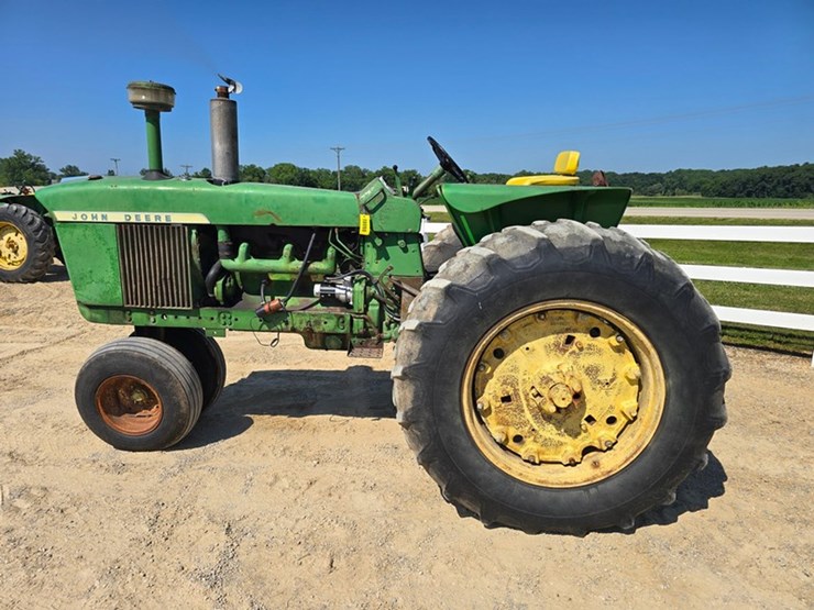 john-deere-4020-image-2