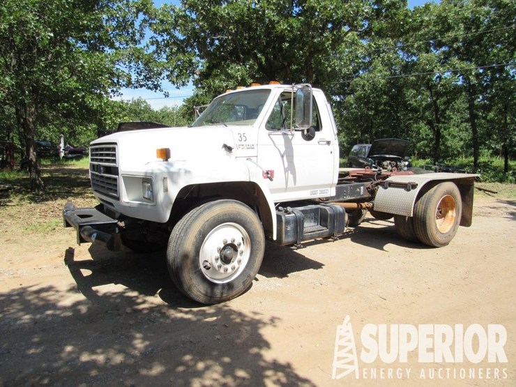 1994-ford-f700-image-1