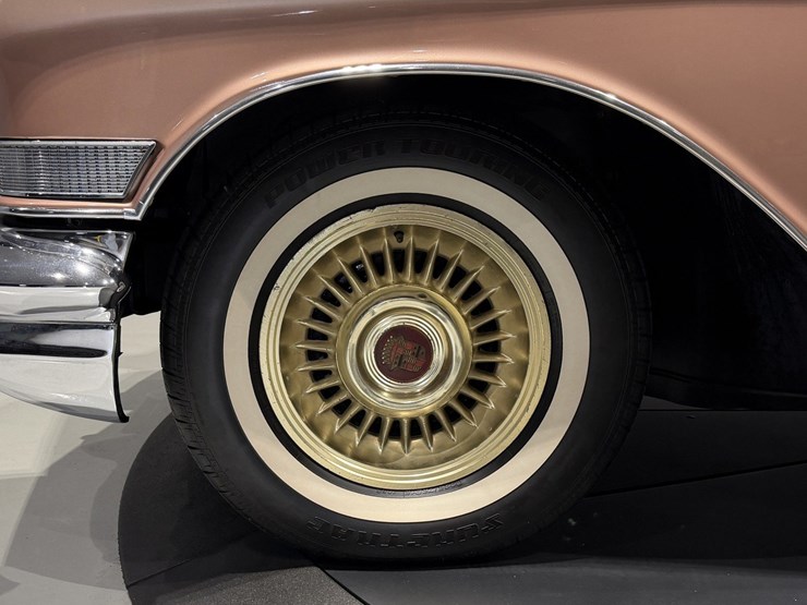 #1513-•-1957-cadillac-eldorado-image-45