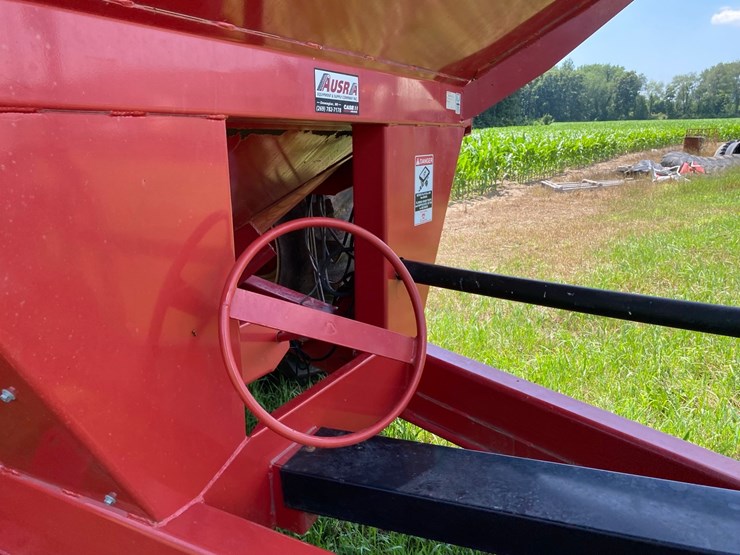 brent-678-grain-cart-image-16
