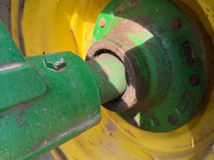john-deere-40-image-17