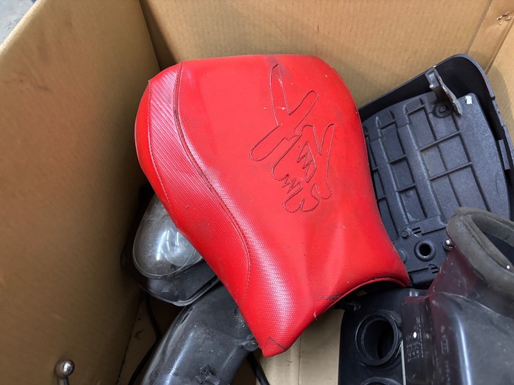 #403-•-suzuki-hayabusa-for-parts/-repairs-image-8