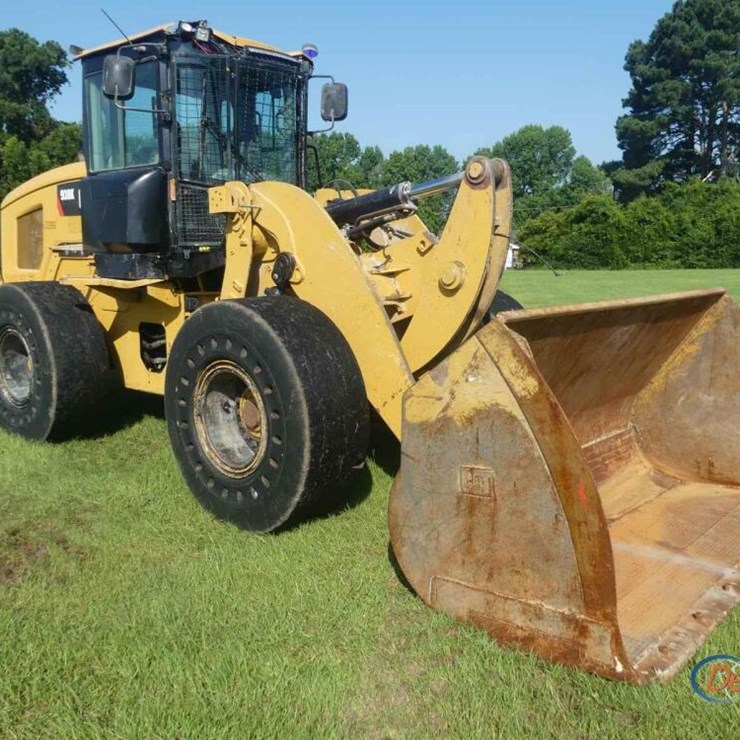 2015 CATERPILLAR 938K
