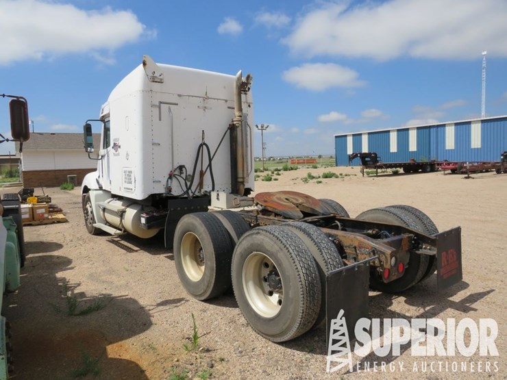 2003-freightliner-columbia-t/a-truck-tractor-w/sleeper-image-3