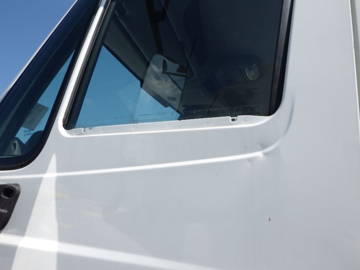 2018-international-prostar-image-13