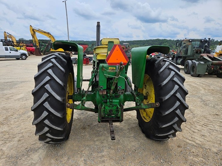 john-deere-4320-image-4