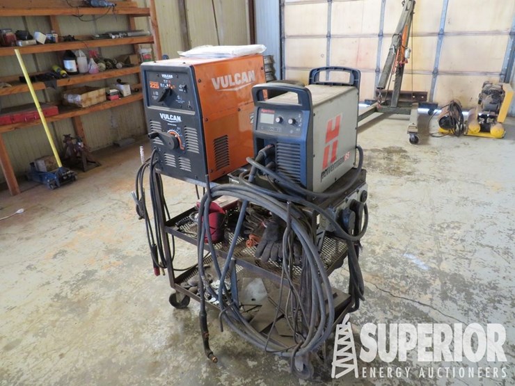 vulcan-commander-225-ac/dc-stick-welder-image-2
