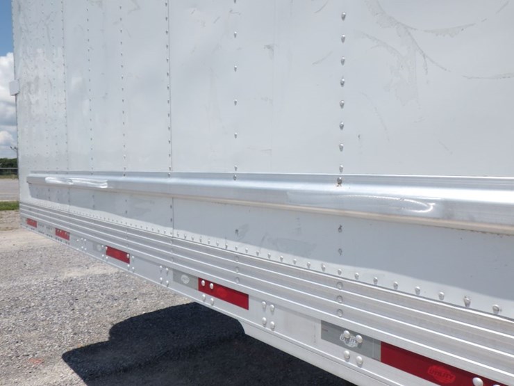2019-utility-3000r-image-22