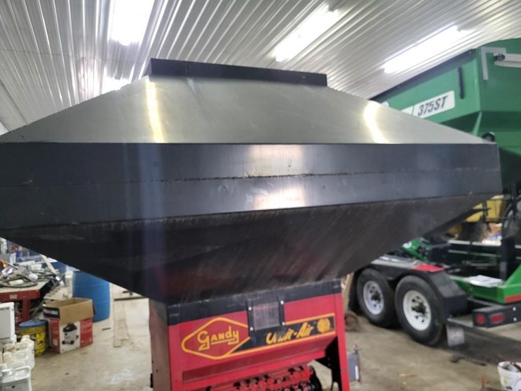 gandy-6290-68-orbital-air-seeder-image-7