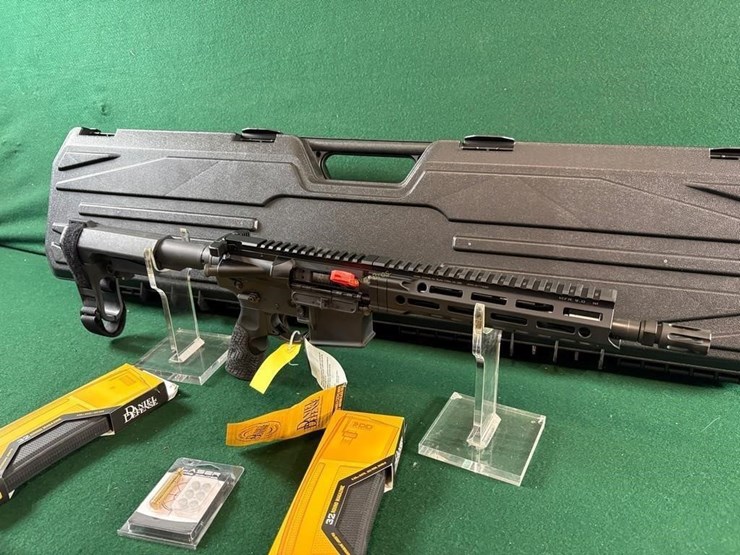 new-daniel-defense-mdl.ddm4-5.56-rifle-image-2