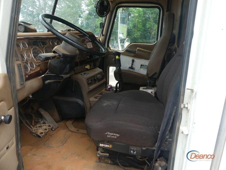 2006-mack-granite-cv713-image-17
