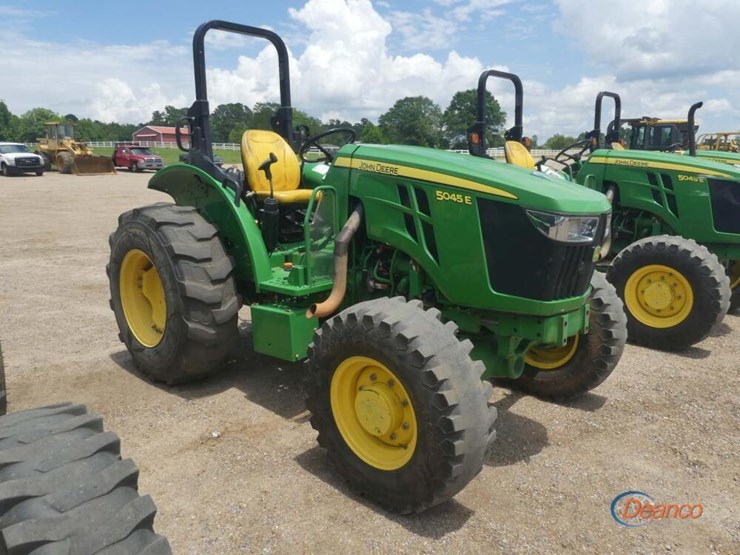 john-deere-5045e-image-1