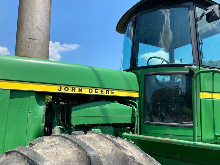 john-deere-8430-image-9