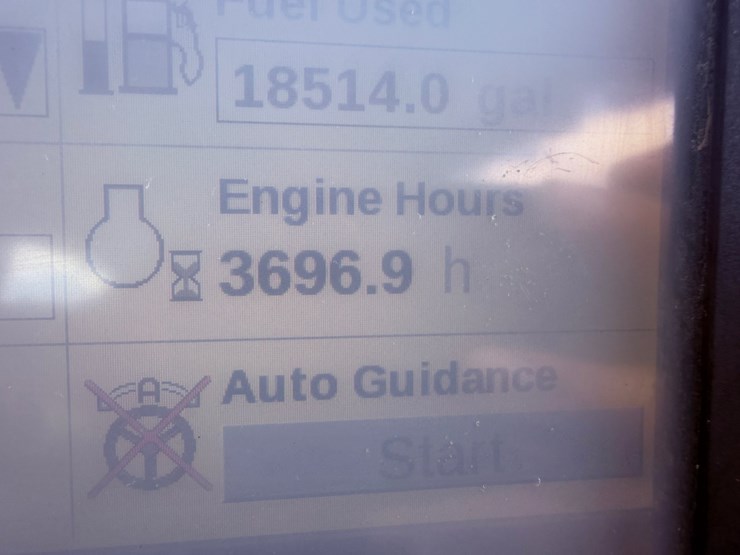 2015-new-holland-t8.350-image-85