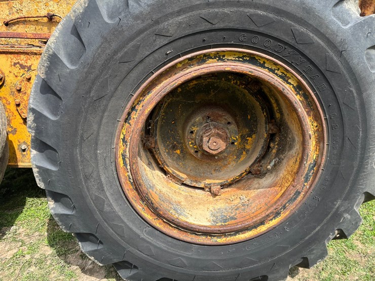 caterpillar-d3c-xl-image-90