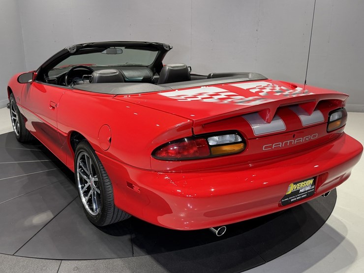 #1517-•-2002-chevrolet-camaro-ss-image-36