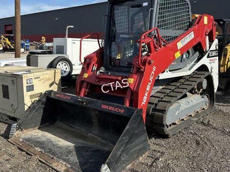 2024-takeuchi-tl10v2-image-4