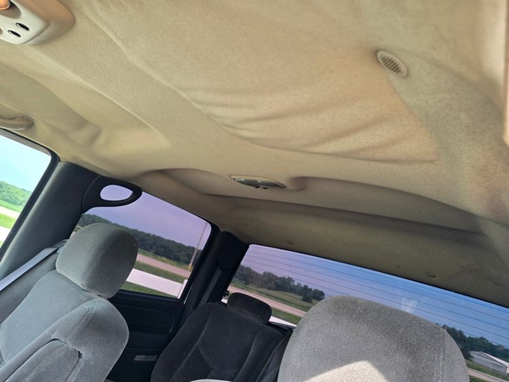 2006-chevrolet-2500-image-29
