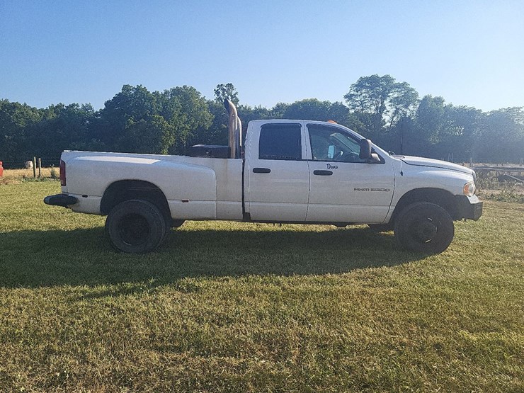 2003-dodge-ram-3500-4x4-4-door-truck-image-6