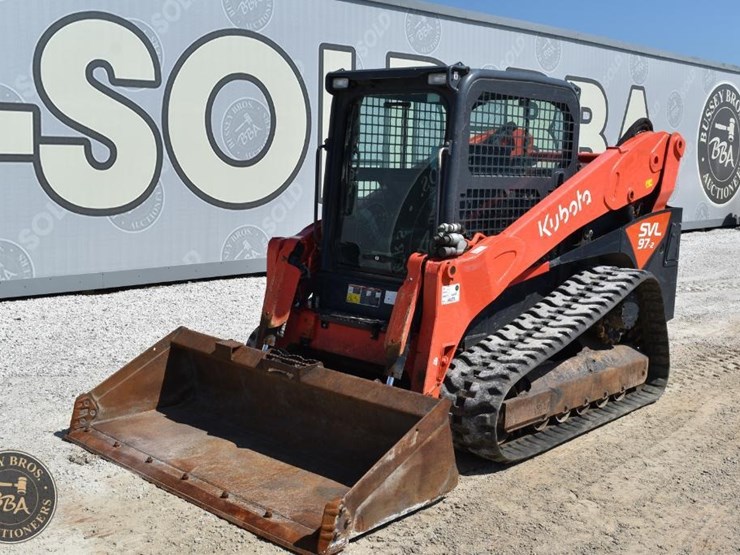 2021-kubota-svl97-2-image-1