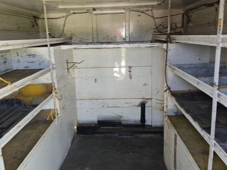2008-international-durastar-4300-image-8