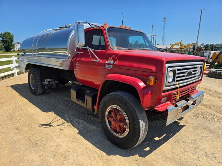 gmc-sierra-6500-image-9