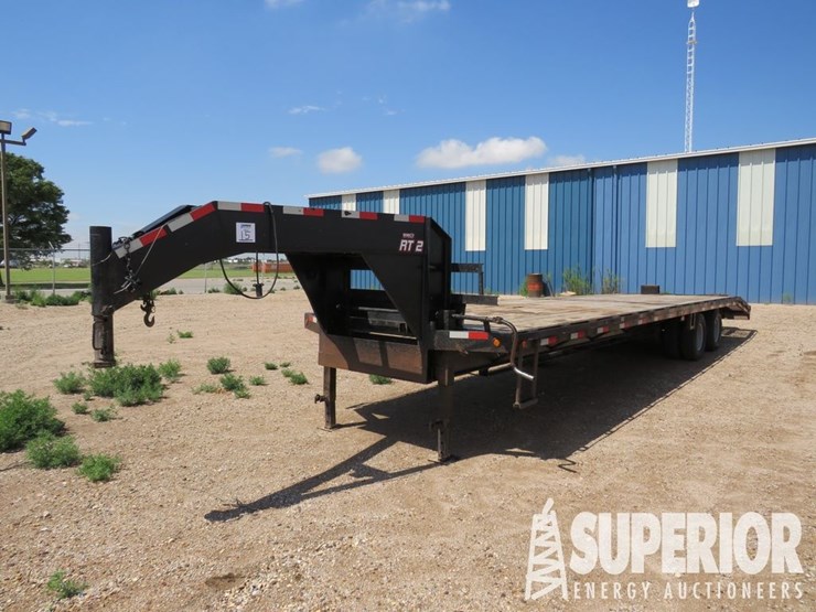2023-texas-bragg-30'l-t/a-gn-dovetail-equipment-trailer-image-2