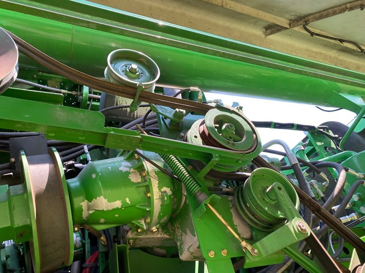 john-deere-9670-combine-4x4-image-42