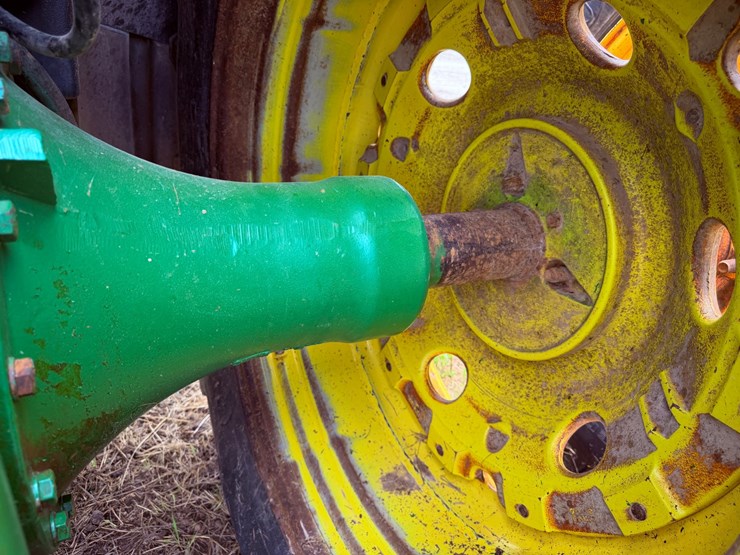 1996-john-deere-8400-image-13
