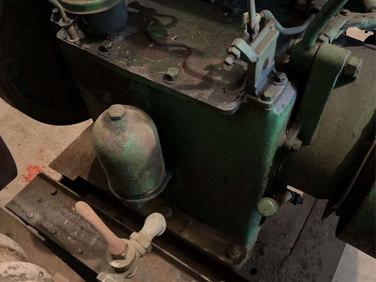 john-deere-w-111-image-9