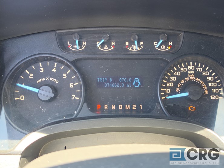 2012-ford-f150-xl-image-9