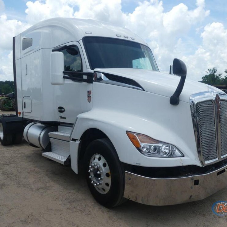 2022 KENWORTH T680