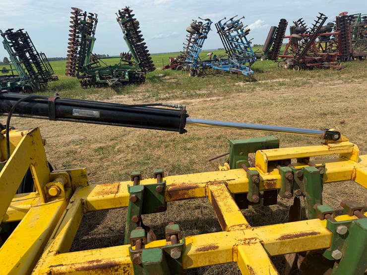 #51910-•-roll-a-cone-12-row-38"-spacing-hipper-10-3218-inv#51910-image-23