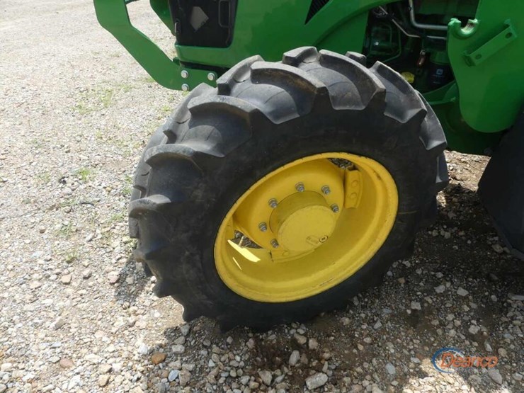 2020-john-deere-5090e-image-6