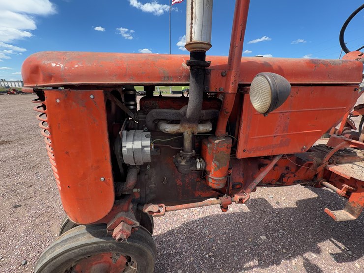 1951-j.i-case-tractor-image-17