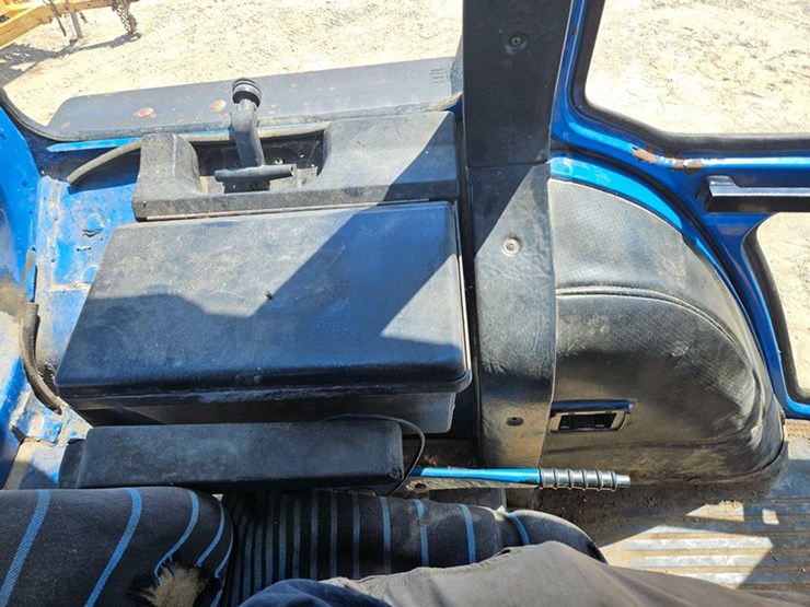 ford-8630-image-35