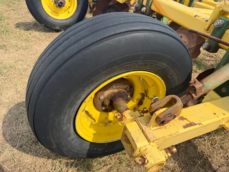 #51910-•-roll-a-cone-12-row-38"-spacing-hipper-10-3218-inv#51910-image-7