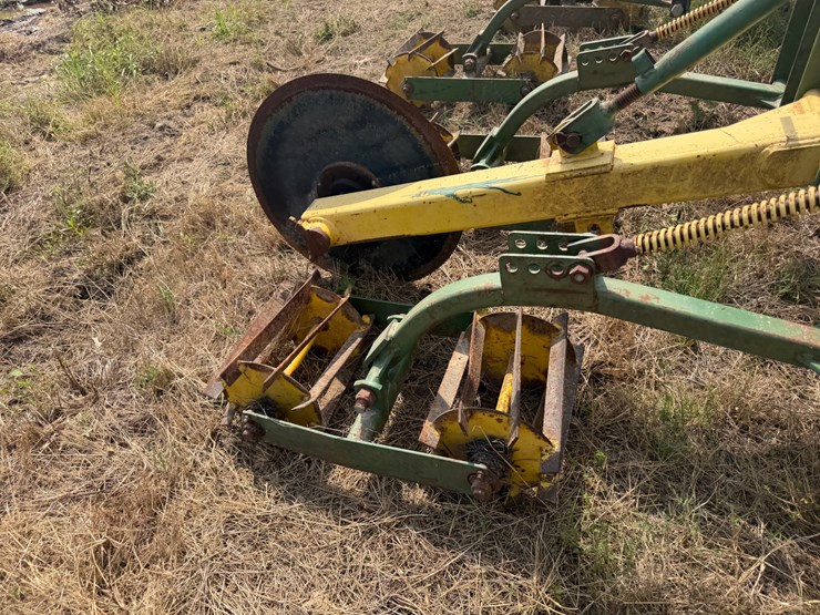 #51910-•-roll-a-cone-12-row-38"-spacing-hipper-10-3218-inv#51910-image-15