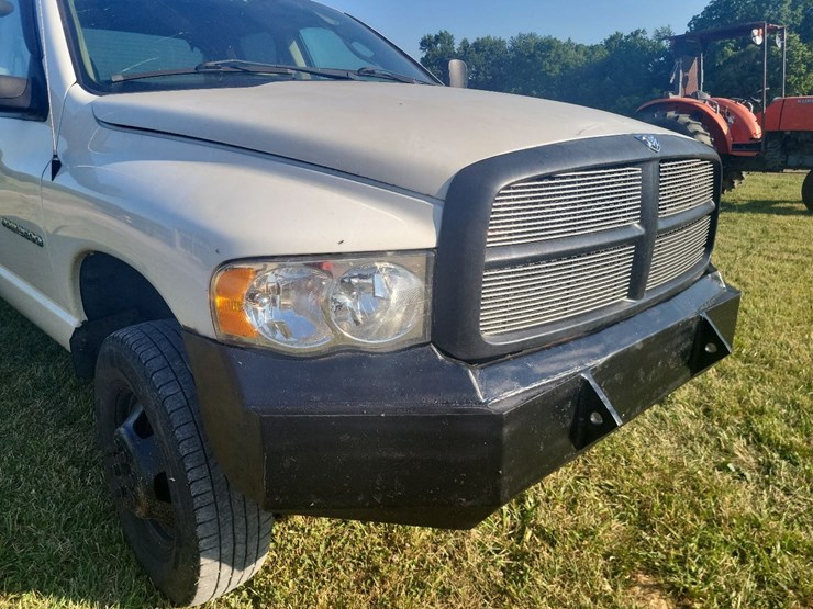 2003-dodge-ram-3500-4x4-4-door-truck-image-40