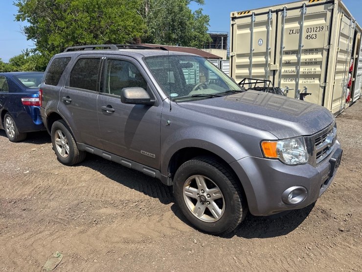 2008-ford-escape-hybrid-image-1