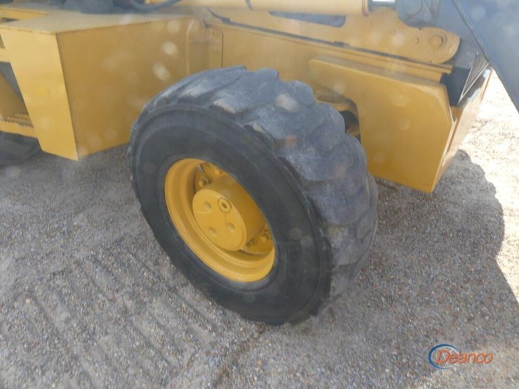 2013-deere-310k-image-10