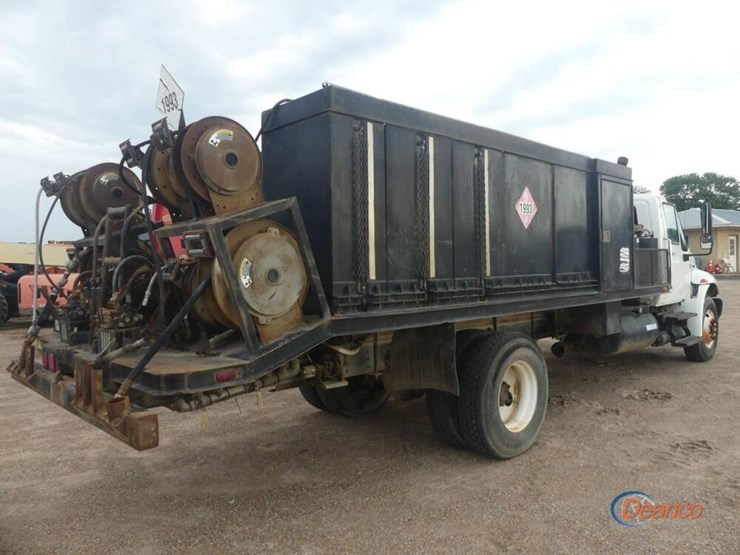 2008-international-durastar-4300-image-2