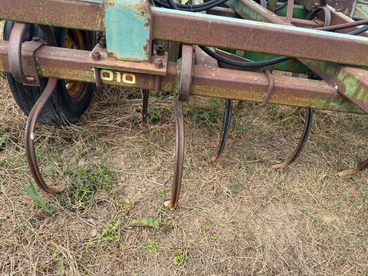 john-deere-1010-image-25