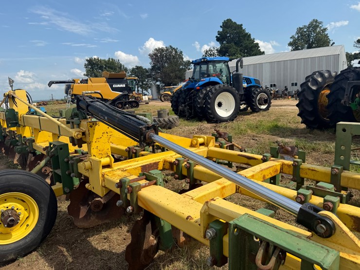 #51910-•-roll-a-cone-12-row-38"-spacing-hipper-10-3218-inv#51910-image-50