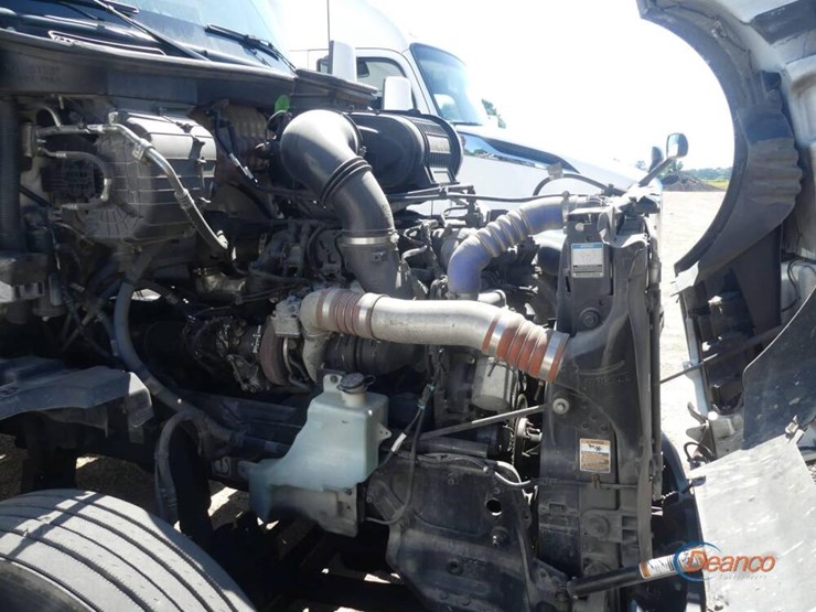 2022-kenworth-t680-image-11